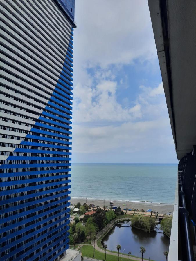 The Best Beach Aparthotel Orbi City Batumi Bilik gambar
